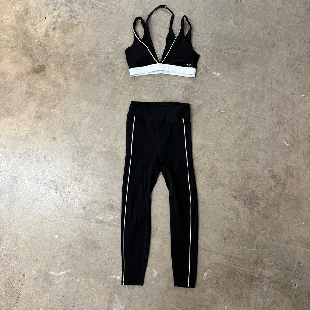 CEO Black and White Sports Bra and Leggings Set